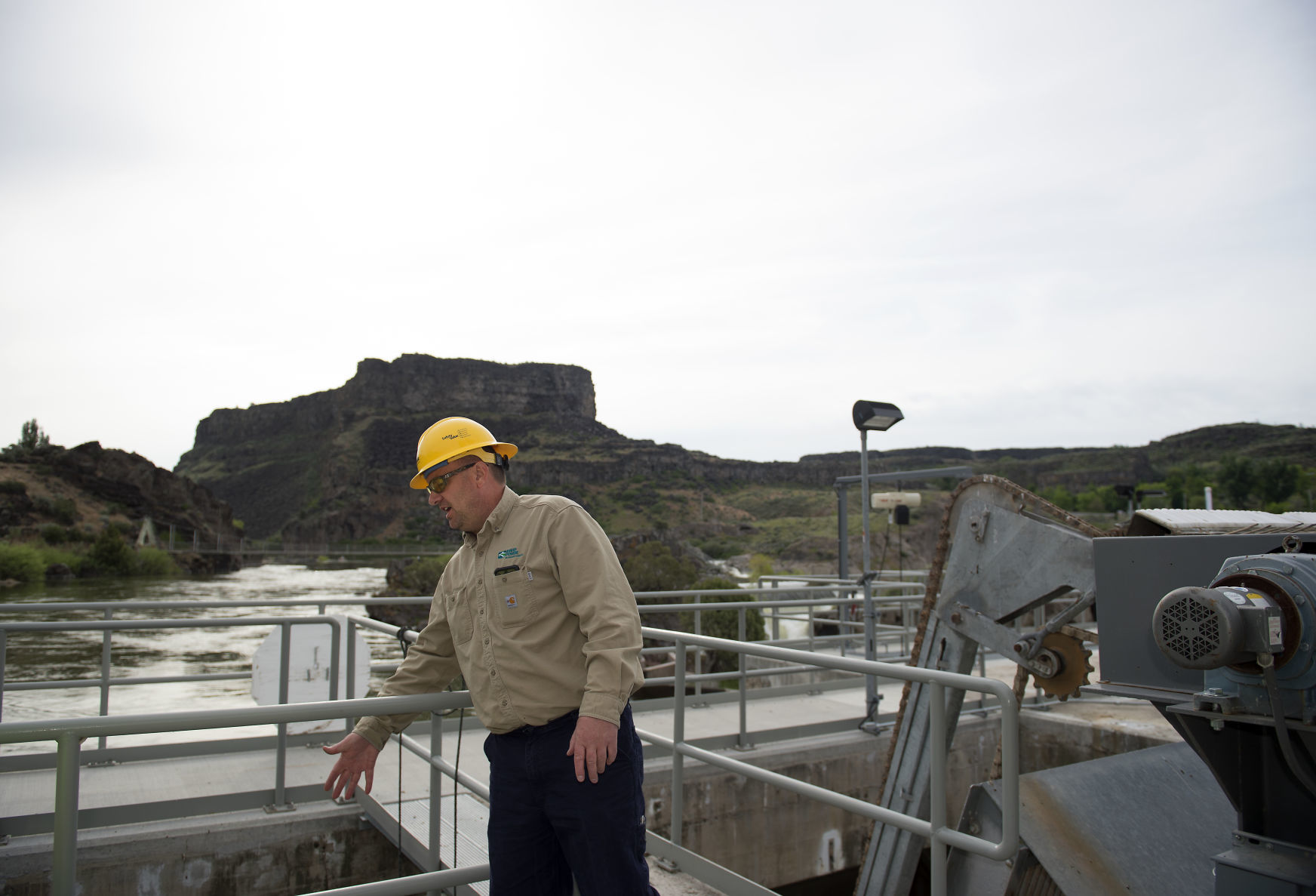 Shoshone Falls still producing power